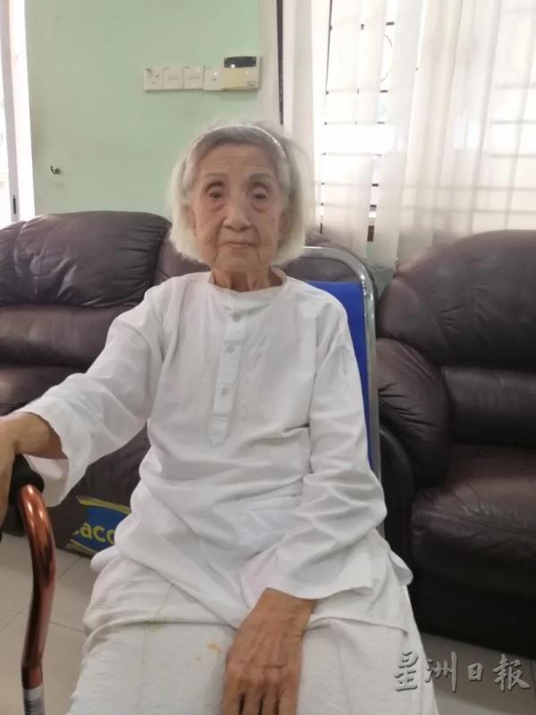 92岁的华裔奶奶，为这事儿掏出了毕生积蓄……