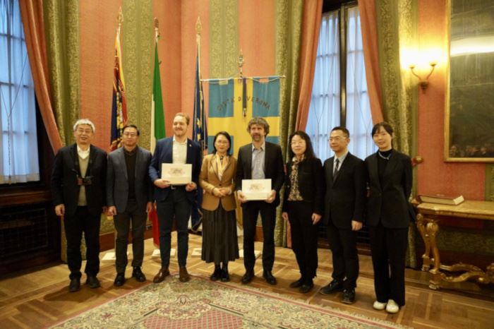 杭州市代表团到访维罗纳市 共商文化保护合作