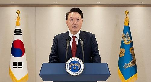 国际观察：韩国会通过总统弹劾案 三大热点问题引关注