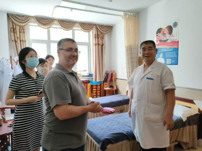 东西问｜海金斯：东西方文明对话需要中医