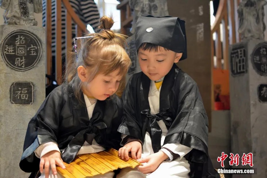 东西问·武夷论坛丨马思劢：东学西渐，为何道家思想更受欢迎？