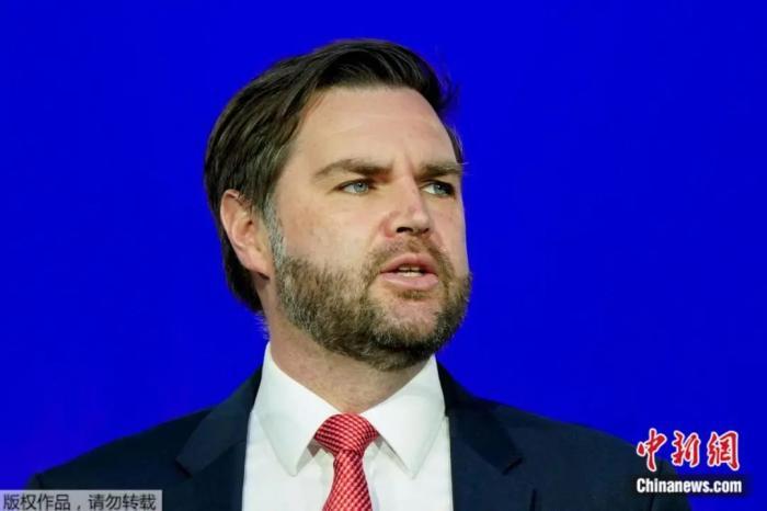 万斯访问格陵兰岛遇冷，“探岛”背后暗藏玄机？