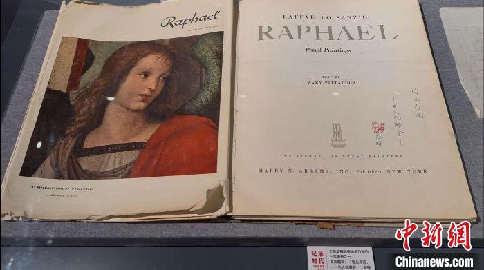 拍了60年，记录时代是他的追求