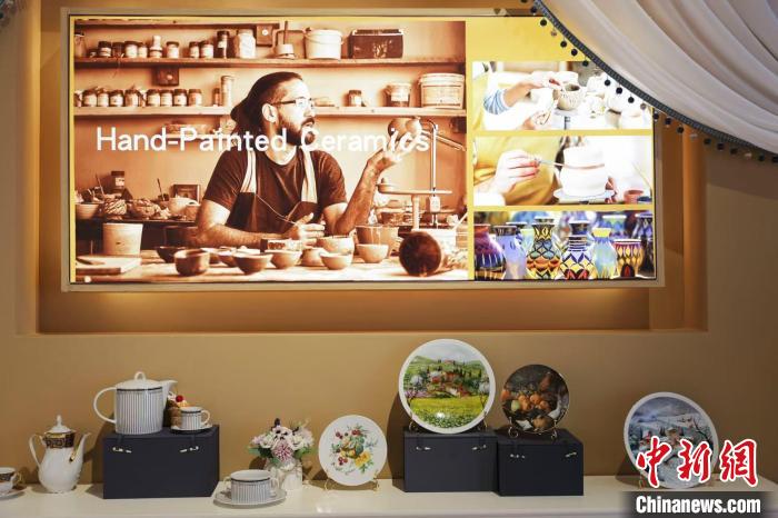 侨商眼里的中东欧博览会：新老朋友“参展热”