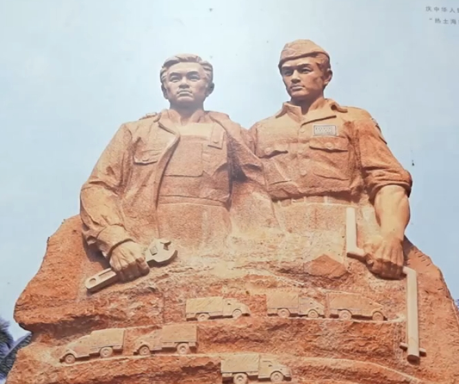 艺术家讲述南侨机工纪念雕像背后故事：赤子侨心卫家国