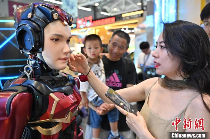 中国AI产品成文博会“新顶流”