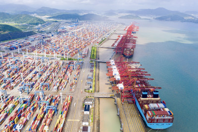 宁波舟山港与欧洲三大枢纽港签署协议推动低碳合作