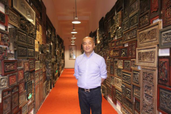 木雕情，传承梦：姚国安的匠心人生