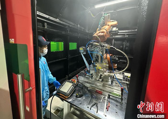 中国新能源企业加速海外建厂 互利共赢提升供应链韧性