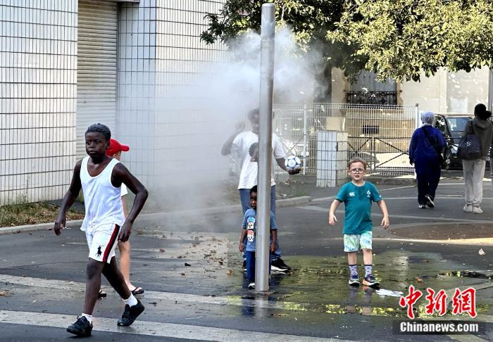 热浪持续侵袭欧洲 已致多人死亡