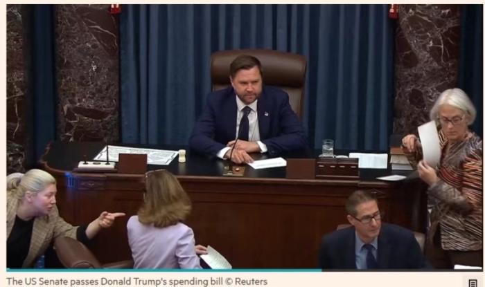 让特朗普和马斯克吵得不可开交，“大而美”法案究竟是啥？|国际识局