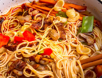 中国面条海外热销 侨胞延续中国味道