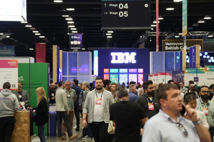 东西问丨帕迪·科斯格雷夫：如何看待中国在全球人工智能版图中的角色？