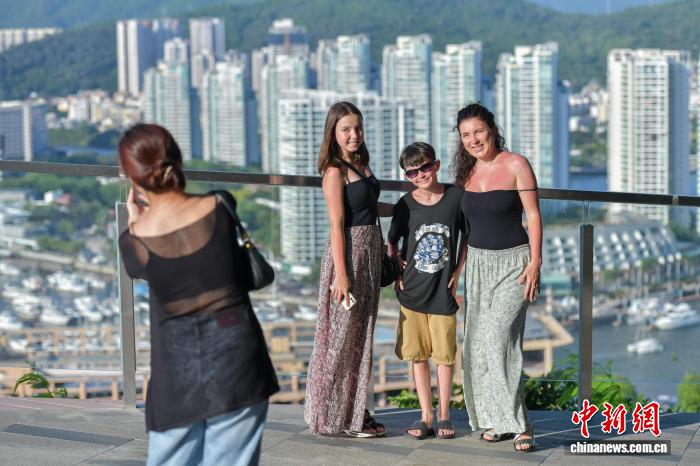 经济观察：开放潮涌海南自贸港