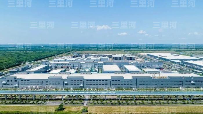 湖北上半年经济跑出加速度 锻造中部崛起“硬脊梁”