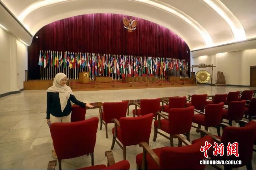 东西问丨西佐·恩卡拉：溯源中非友好，从万隆会议到新时代合作