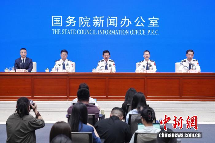 持中国护照可免签或落地签进入90多个国家和地区