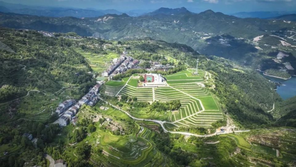 文成融入创新理念建设“山水侨城” “五城同进”加快形成山区发展闭环