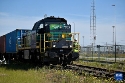 中企打造直达铁路班列打通西北欧至德国南部绿色通道