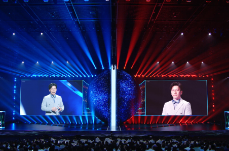 中国电视-《2025中国·AI盛典》：75年后，图灵设想成真