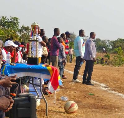 温商企业在刚果（金）办“村超” ：已经办了三年