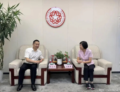 韩国浙江商会会长张益波博士访问浙江省侨联