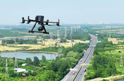 中国低空经济落地多元场景赋能千行百业