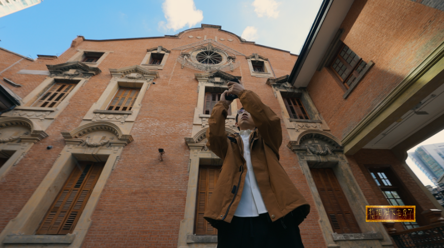 中国电视-《梧桐树下老房子》：导演手记