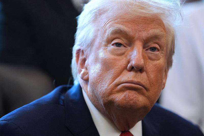 特朗普施压要求乌克兰“迅速行动”