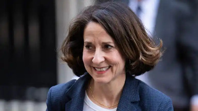 英国：新法条本周生效　打击社交媒体伪造性暴露内容