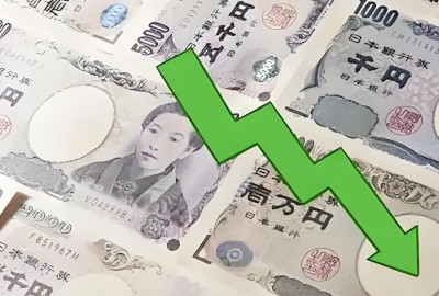 日本市场再现债汇“双杀”