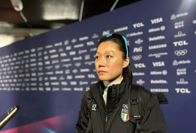 中国教练，带领意大利队站上冬奥之巅