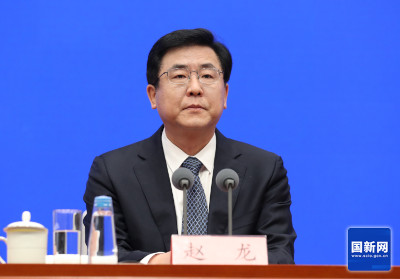 福建省召开足球工作会议 省长赵龙出席并讲话