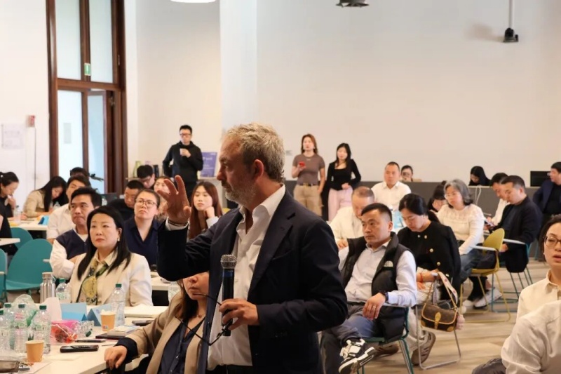 欧洲多国华商研修班学员齐聚罗马 共话企业合规与风险预防