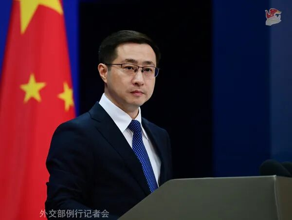 中方正告：如果日本执政当局继续错判形势，必将付出沉重代价