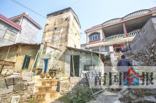 柳州一市级文物保护单位被村民圈成鸡舍