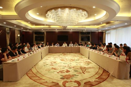 39家海外承办机构代表在京座谈。贾广超 摄