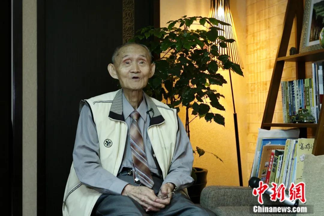 台湾老兵高秉涵在1991年抱着第一盒骨灰回大陆；接下来的十几年，他将50多位过世的同乡一一送返。时至今日，老人已送了近150位老兵这最后一程。<a target='_blank' href='http://www.chinanews.com/'>中新社</a>记者 杨程晨 摄