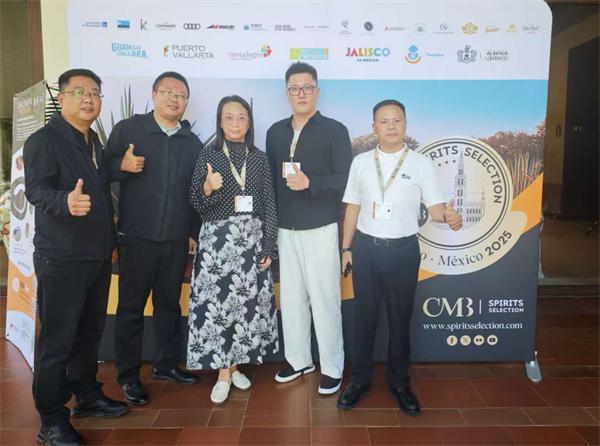 中国评委团出征墨西哥布鲁塞尔烈酒大赛 携本土佳酿讲好东方故事